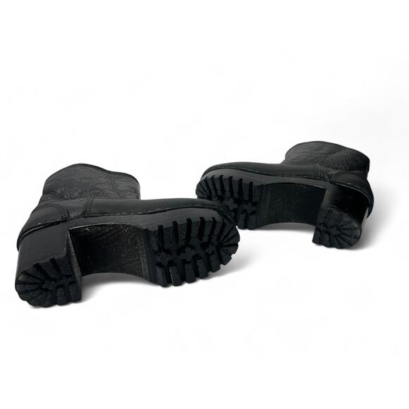 NO.6 STORE | 36 / US 6 | 5" Pull-On Shearling Clog Boot on Mid Tread Ink Aviator - Picture 7 of 9